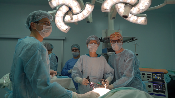 В Клинике факультетской хирургии № 2 Сеченовского Университета спасли жизнь возрастному пациенту, проведя сложнейшую операцию на пищеводе