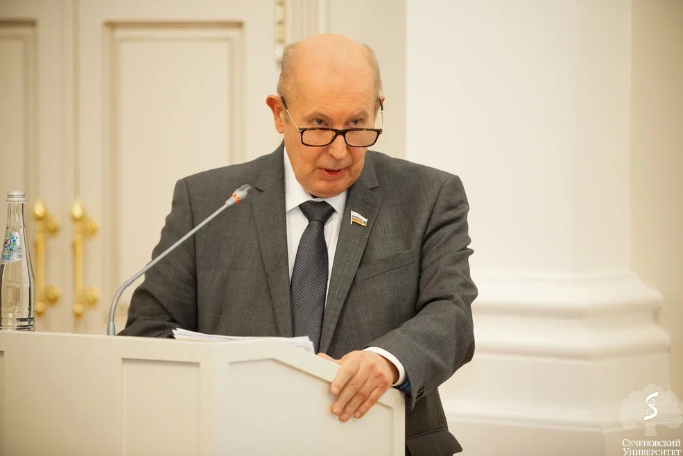 Н бурденко воронеж. Ректор вгму им н. Ректора государственных медицинских академий. Ректор дгму ханалиев. Ректор медицинского университета махачкалы.