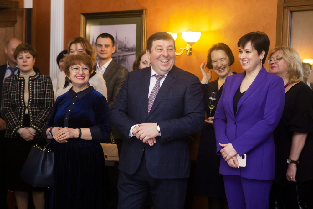 «Женщина – музыка. Женщина – свет»