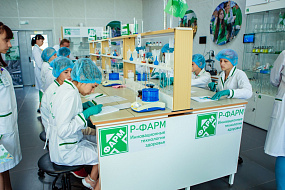 Завод «Р-Фарм» и Бакинский филиал университета им. Сеченова объявили о сотрудничестве