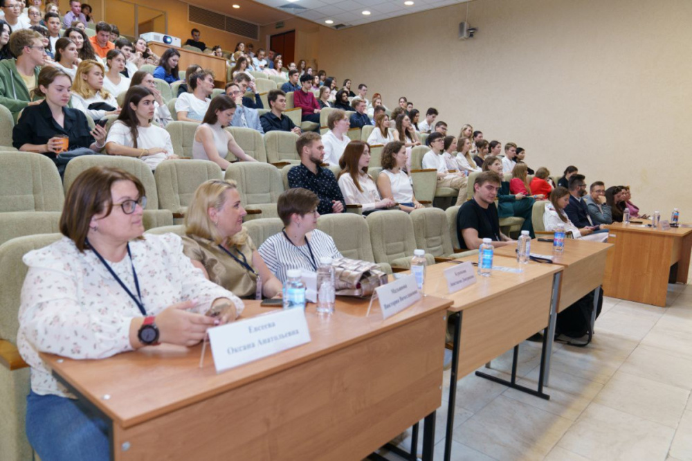 В Сеченовском Университете запустили уникальный образовательный проект «Индивидуальные образовательные траектории: исследовательский и предпринимательский треки»