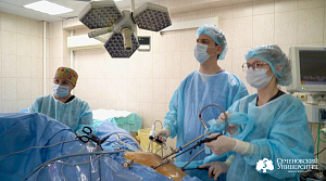  В Клинике факультетской хирургии им. Н. Н. Бурденко Сеченовского Университета прооперировали возрастную пациентку с первичным множественным синхронным раком 