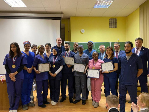 Иностранные студенты ИКМ одержали победу в VIII Внутривузовской студенческой олимпиаде по хирургии имени А.Ю. Созон-Ярошевича