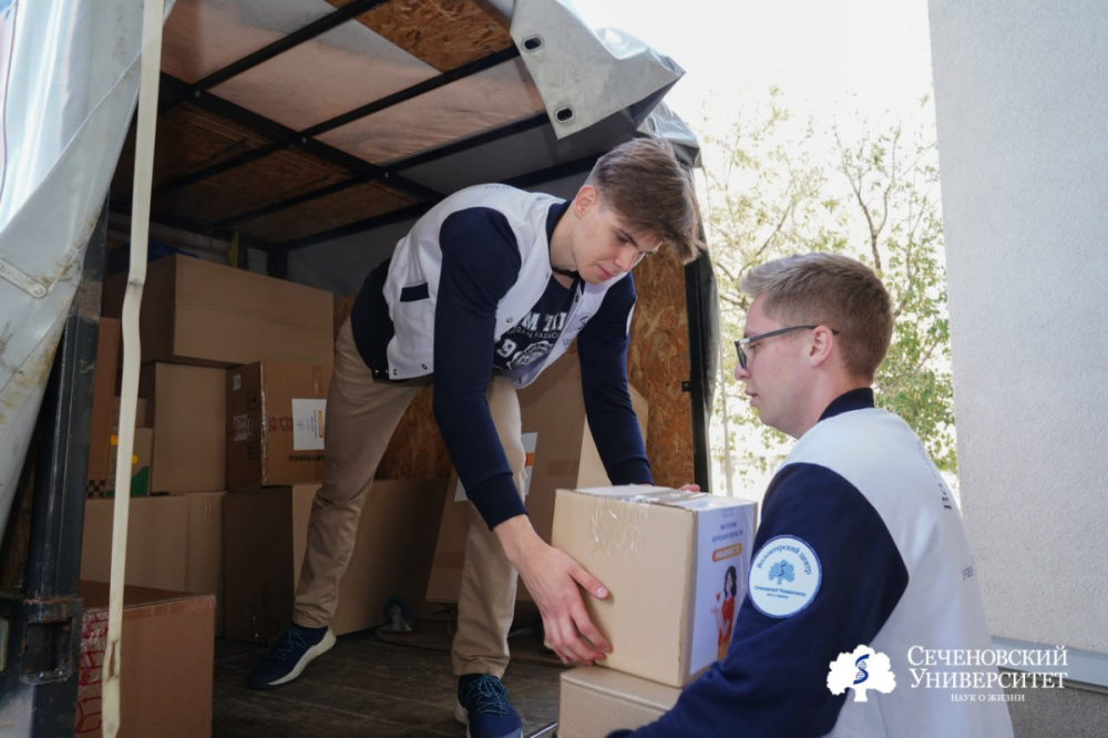  Сеченовский Университет отправил в Курск вторую тонну гуманитарной помощи 