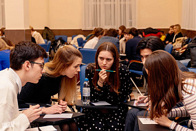В Сеченовском Университете состоялся весенний турнир интеллектуальной игры «Что? Где? Когда?»